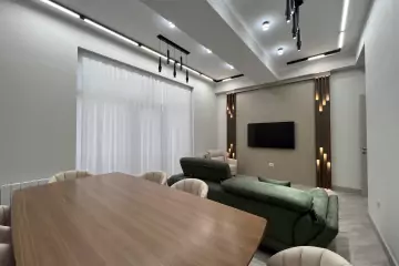 Satılır Yeni Tikili 28 May Metrosu ətrafında 