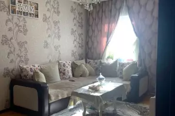 Satılır Köhnə Tikili Qaraçuxurda 