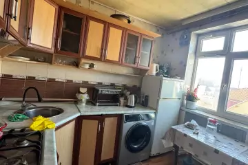 Satılır Köhnə Tikili Biləcəridə 