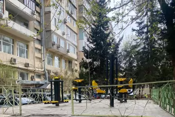 Aylıq Kirayə Yeni Tikili Mərkəzdə 