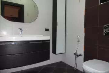 Aylıq Kirayə Yeni Tikili Həsən əliyev (keçmiş İnqilab)da 