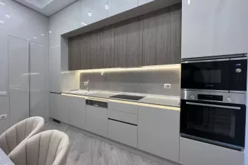 Satılır Yeni Tikili 28 May Metrosu ətrafında 