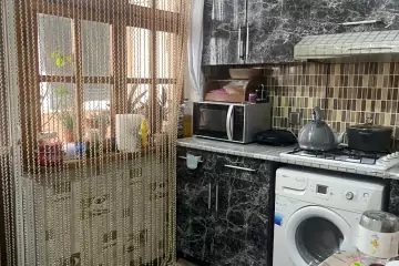 Satılır Köhnə Tikili Qaraçuxurda 