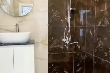 Satılır Həyət Evi şüvəlanda 