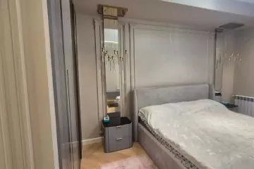 Aylıq Kirayə Yeni Tikili Mərkəzdə 