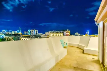 Aylıq Kirayə Köhnə Tikili Mərkəzdə 