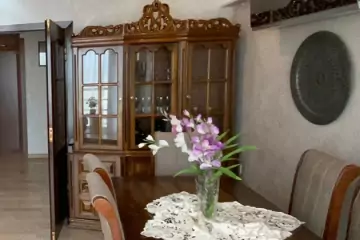 Aylıq Kirayə Yeni Tikili Mərkəzdə 