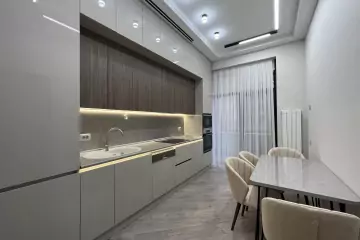 Satılır Yeni Tikili 28 May Metrosu ətrafında 