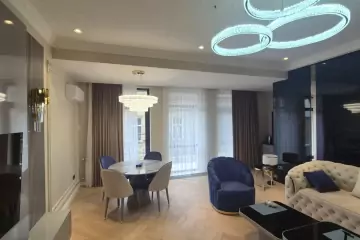 Aylıq Kirayə Yeni Tikili Mərkəzdə 