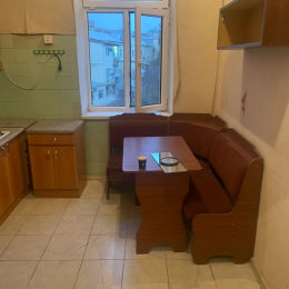 Satılır 3 otaqlı Köhnə Tikili 68 m², Heydər Əliyev Mərkəzi