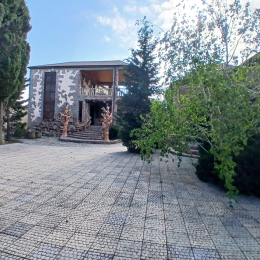 Satılır 5 otaqlı Villa 450 m², 25 sot  torpaq, Bilgəh