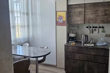 Satılır Köhnə Tikili Buzovnada 