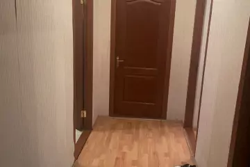 Satılır Köhnə Tikili Heydər əliyev Mərkəzində 