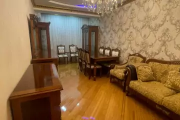 Satılır Yeni Tikili Gəncə Prospektində 