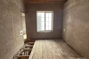 Satılır Həyət Evi Savalan Qəsəbəsida 