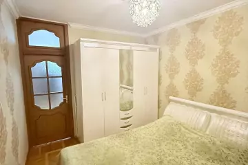 Satılır Köhnə Tikili Bakı Kinoteatrıda 