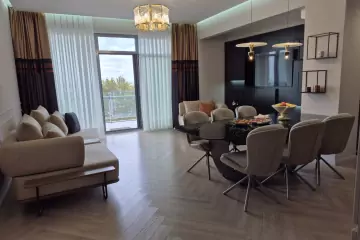 Aylıq Kirayə Yeni Tikili İçərişəhərdə 