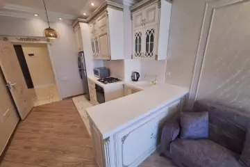 Satılır Yeni Tikili Ağ şəhər Kompleksində 