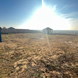 11 sot  torpaq satılır, Bilgəh