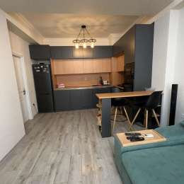 Kirayə 3 otaqlı Yeni Tikili 93 m², Yasamal