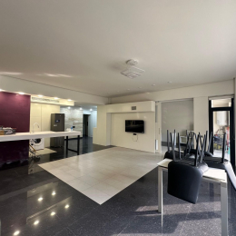 Ofis kirayə 4 otaqlı 155 m², 1 sot  ərazi, Ağ Şəhər Kompleksi