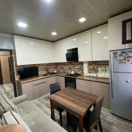 Kirayə 2 otaqlı Köhnə Tikili 60 m², Yasamal