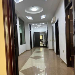 Ofis kirayə 4 otaqlı 90 m², 1 sot  ərazi, 28 May metrosu ətrafı