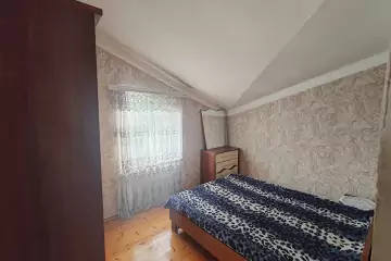 Satılır Bağ Evi Buzovnada 