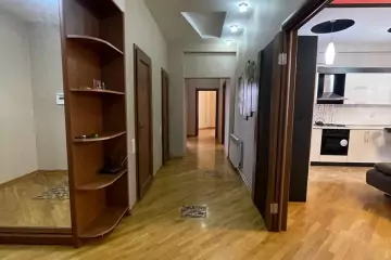 Aylıq Kirayə Yeni Tikili şərq Bazarında 