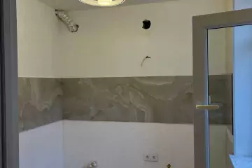 Satılır Yeni Tikili Heydər əliyev Mərkəzində 