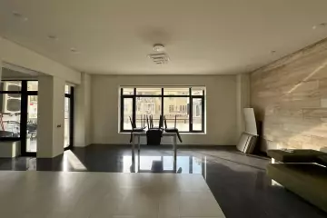 Aylıq Kirayə Ofis Ağ şəhər Kompleksində 