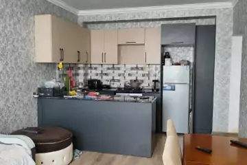 Satılır Yeni Tikili Qurtuluş 93da 