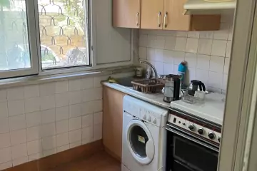 Aylıq Kirayə Ofis Beşmərtəbədə 