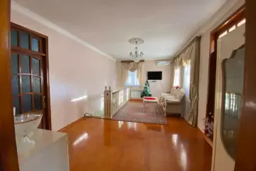 Satılır Həyət Evi Bakıda 