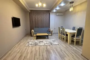 Aylıq Kirayə Yeni Tikili Xətai Park Yaşayış Kompleksida 