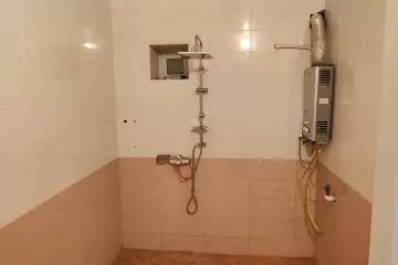 Satılır Bağ Evi Buzovnada 