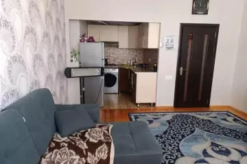 Satılır Yeni Tikili Qurtuluş 93da 