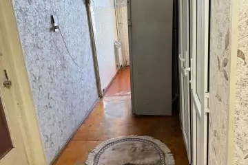 Satılır Köhnə Tikili Bakıxanovda 