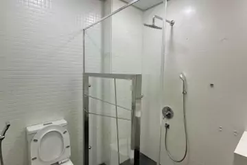 Aylıq Kirayə Ofis Ağ şəhər Kompleksində 