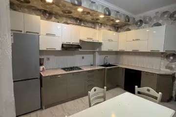 Aylıq Kirayə Yeni Tikili Xətai Park Yaşayış Kompleksida 