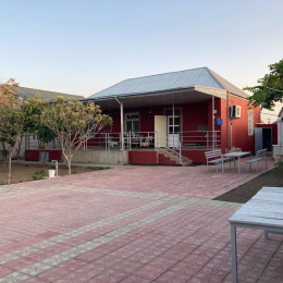 Satılır 2 otaqlı Həyət evi 166 m², 5 sot  torpaq, Buzovna