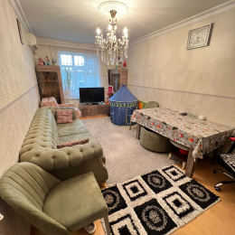 Satılır 3 otaqlı Köhnə Tikili 75 m², Həzi Aslanov