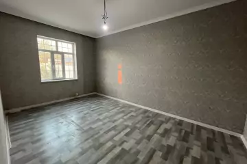 Satılır Həyət Evi Yeni Ramana Qəsəbəsida 