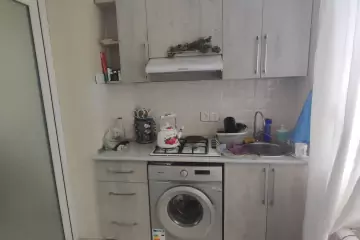 Satılır Köhnə Tikili Kaktusda 