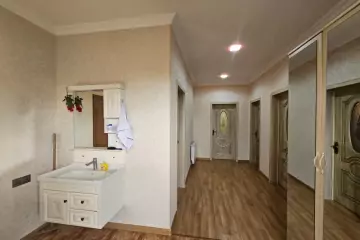 Aylıq Kirayə Həyət Evi Zabrat Qəsəbəsida 