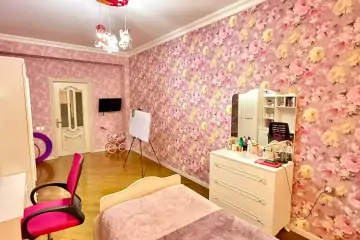 Satılır Yeni Tikili Qara şəhərda 