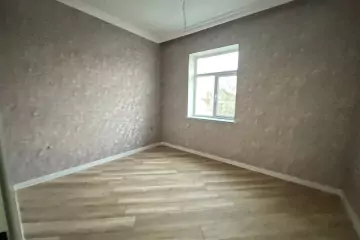 Satılır Həyət Evi Yeni Ramana Qəsəbəsida 