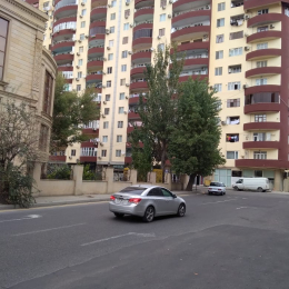 Satılır 3 otaqlı Yeni Tikili 127 m², 8-ci kilometr