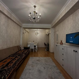 Satılır 3 otaqlı Yeni Tikili 75 m², Qurtuluş 93