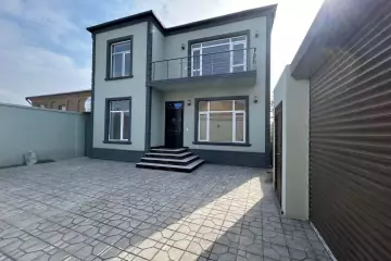 Satılır Həyət Evi Binədə 